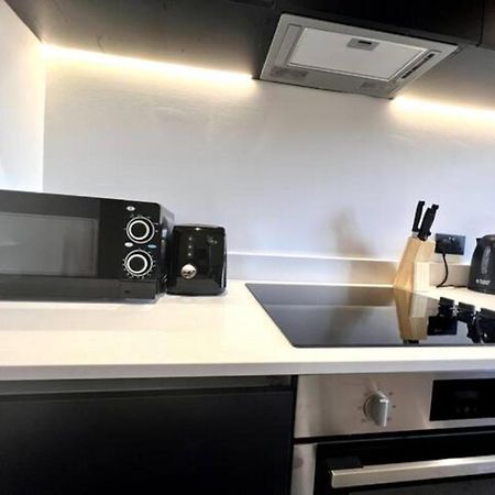 Two Bedrooms Exquisite En-Suite Apartment Deansgate Manchester Zewnętrze zdjęcie