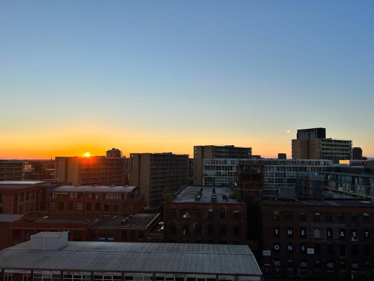 Two Bedrooms Exquisite En-Suite Apartment Deansgate Manchester Zewnętrze zdjęcie