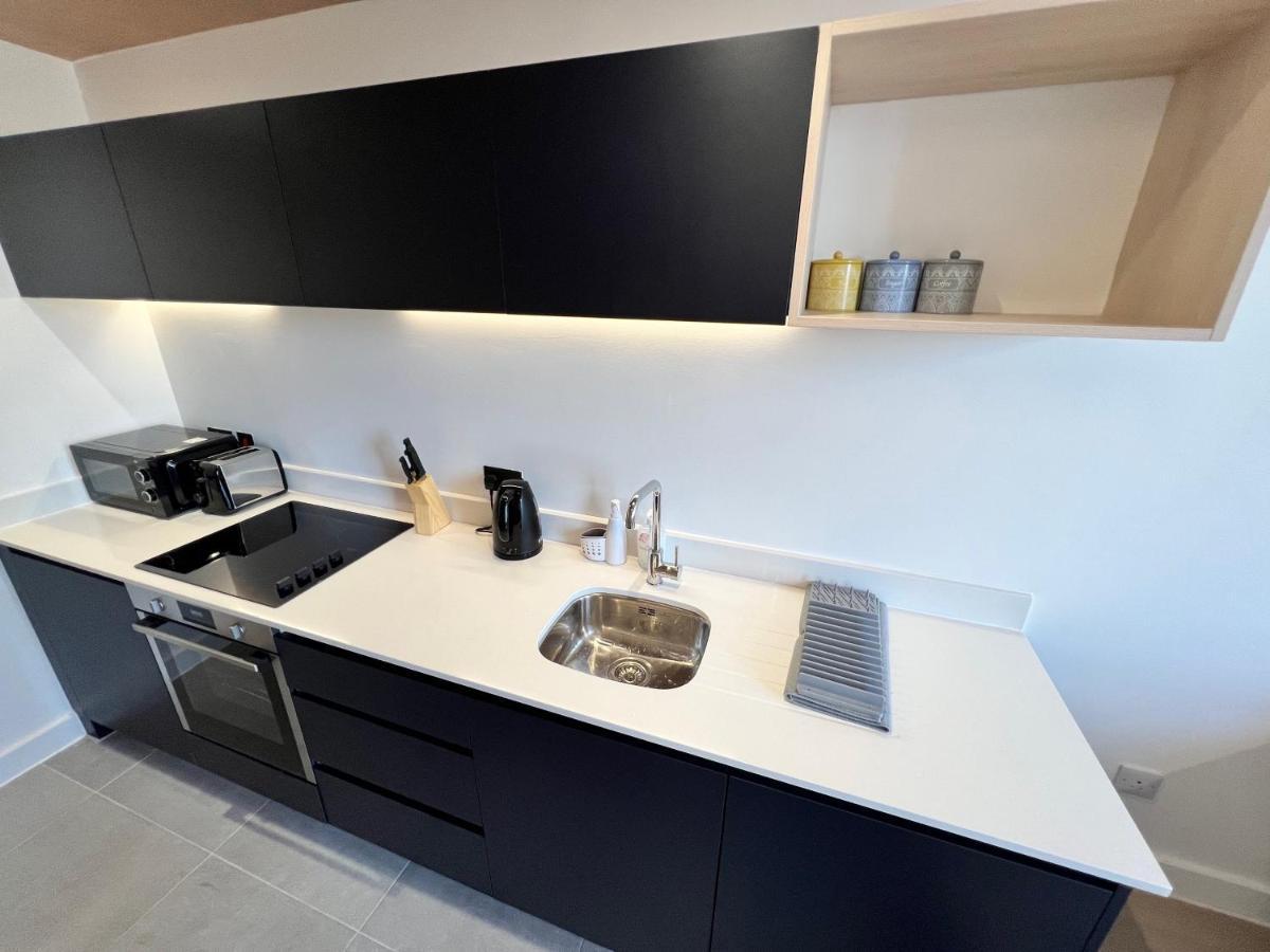 Two Bedrooms Exquisite En-Suite Apartment Deansgate Manchester Zewnętrze zdjęcie