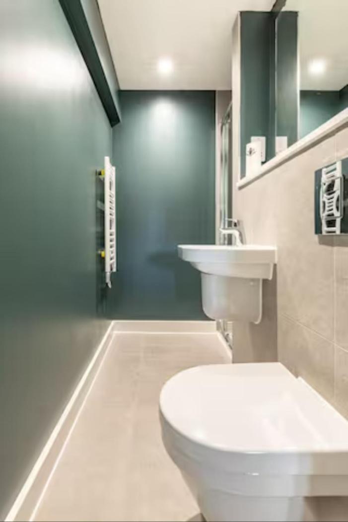 Two Bedrooms Exquisite En-Suite Apartment Deansgate Manchester Zewnętrze zdjęcie